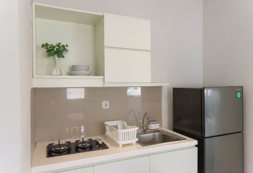 ホテル Mono Coliving At Bsd City