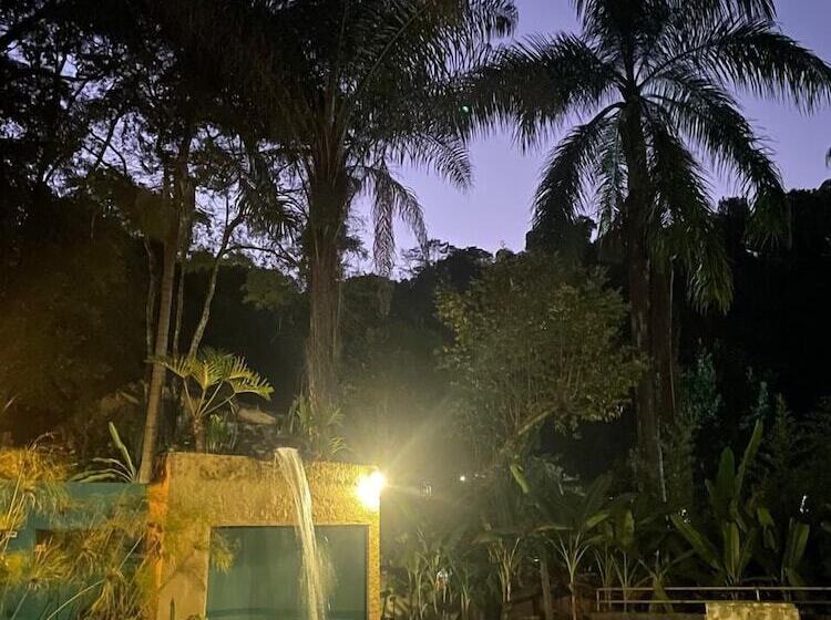 ホテル Pousada Rota Dos Macacos 02 Macacos Mg