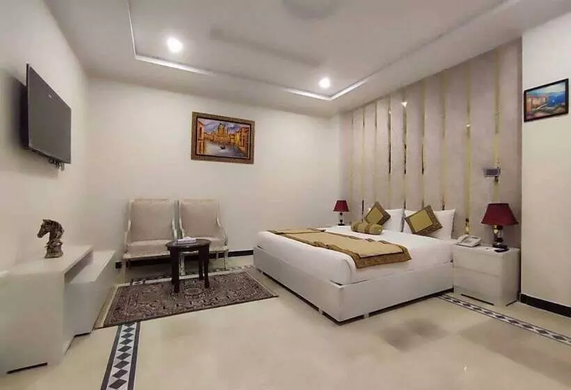 Nizalia Hotel By Legend