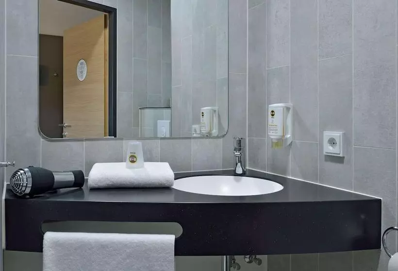 B&b Hotel Offenburg Hbf