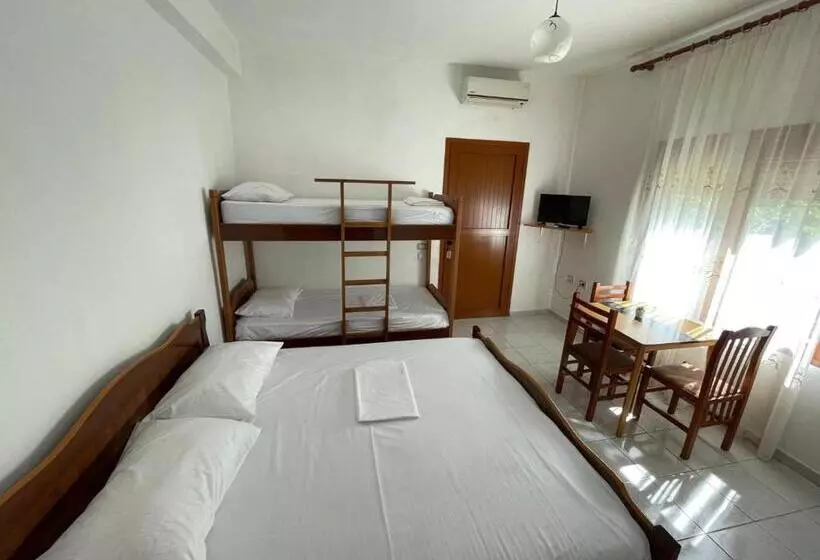 پانسیون Vila Serena