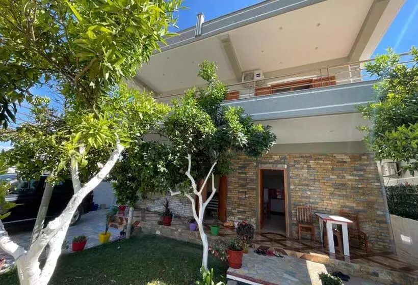 پانسیون Vila Serena