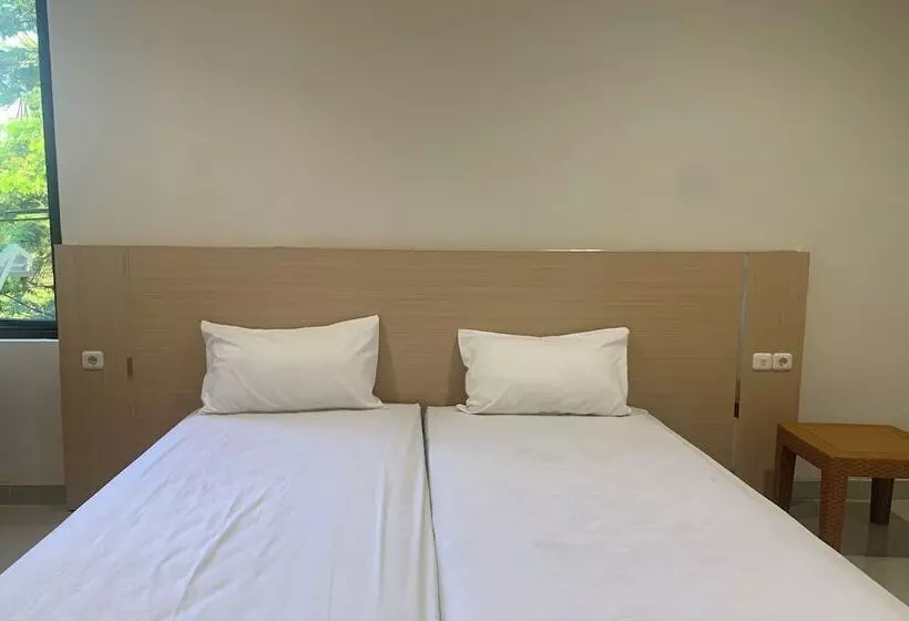 Hotelli Oyo 94114 Melros Place Homestay