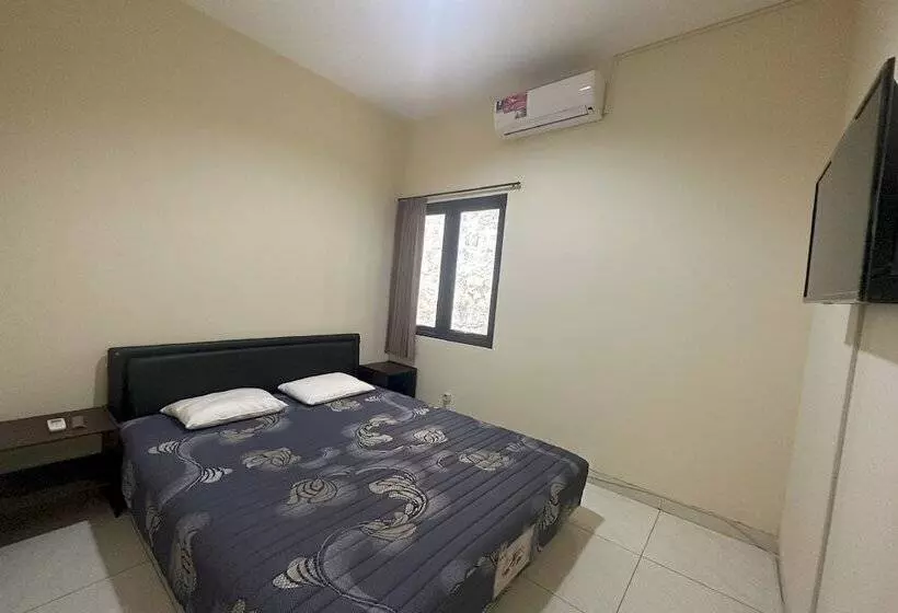 Hotelli Oyo 94118 Homestayque Syariah