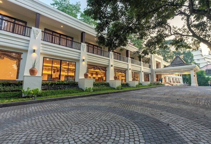 호텔 The Omala Resort Tretes