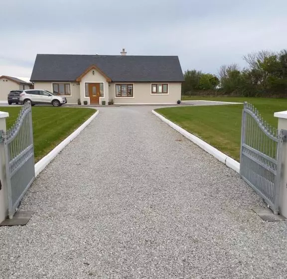 ベッドアンドブレックファースト Beachmount House