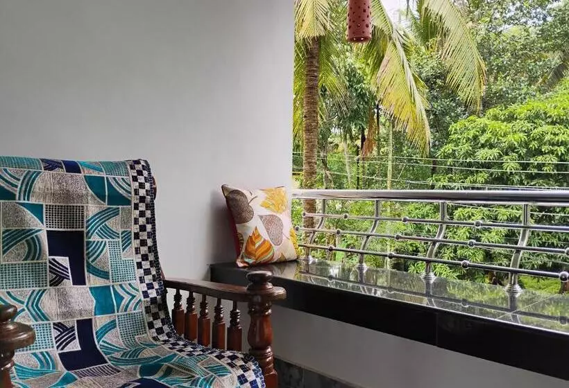 ベッドアンドブレックファースト Blue Cove Villa Varkala