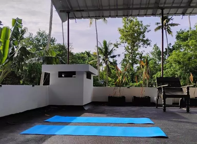 ベッドアンドブレックファースト Blue Cove Villa Varkala