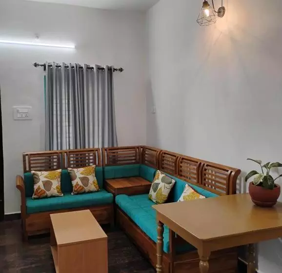 ベッドアンドブレックファースト Blue Cove Villa Varkala