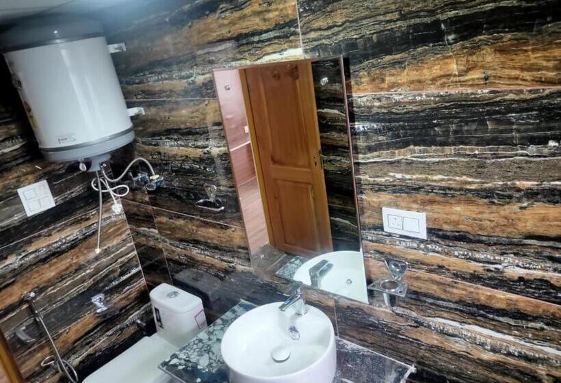 בית מלון כפרי Baktoos Inn