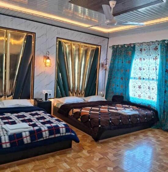 בית מלון כפרי Baktoos Inn