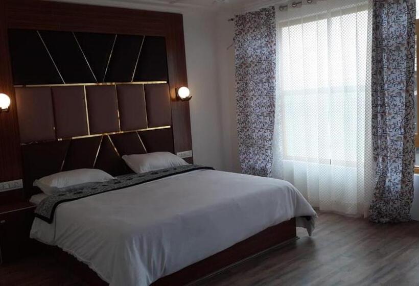 בית מלון כפרי Baktoos Inn