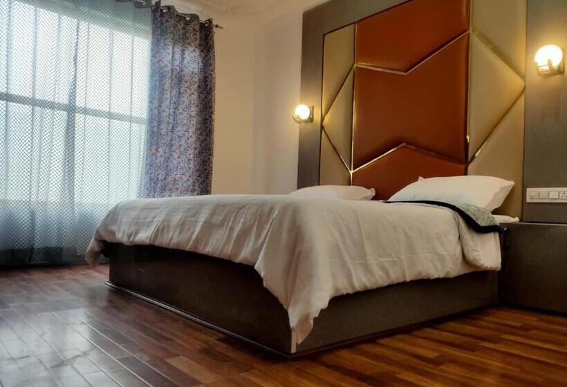 בית מלון כפרי Baktoos Inn