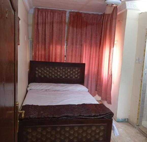 هتل کپسول فندق التمساح