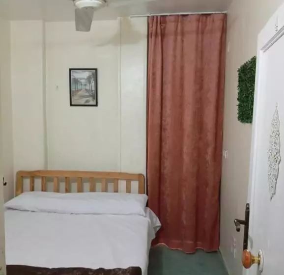 هتل کپسول فندق التمساح