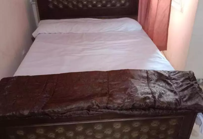 هتل کپسول فندق التمساح