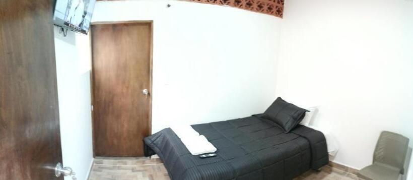 בית מלון כפרי La Quebradona