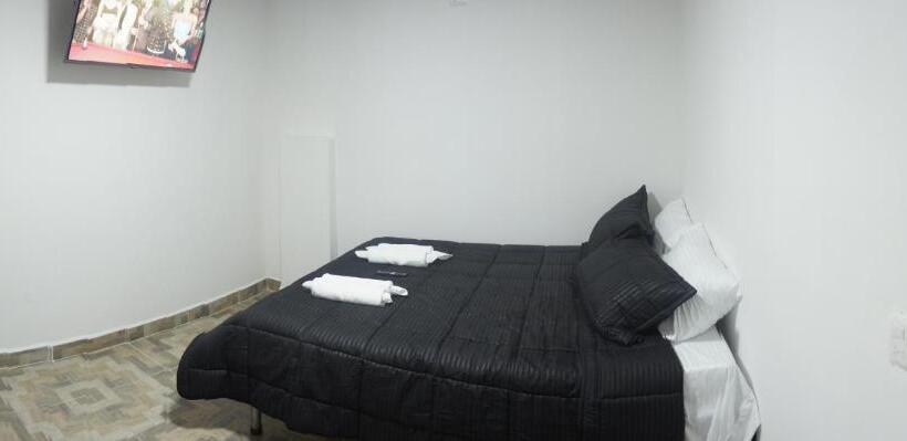 בית מלון כפרי La Quebradona