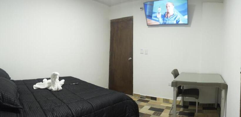 בית מלון כפרי La Quebradona