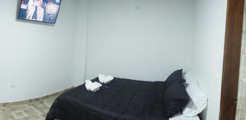 בית מלון כפרי La Quebradona