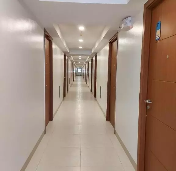 Sienna Aesthetic Studio Unit With Fast Internet