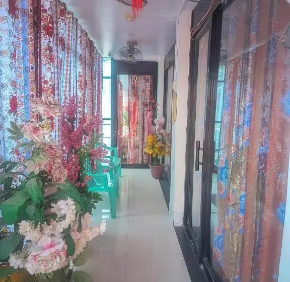 هاستل Jfc Commercial Building