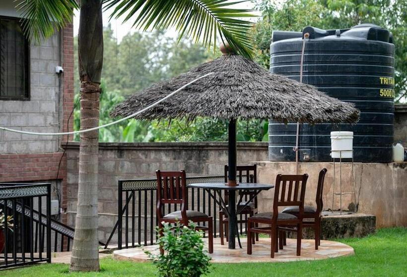 ユースホステル Wonderland Home