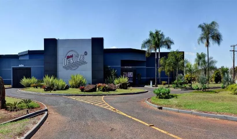 Deslize Motel 4