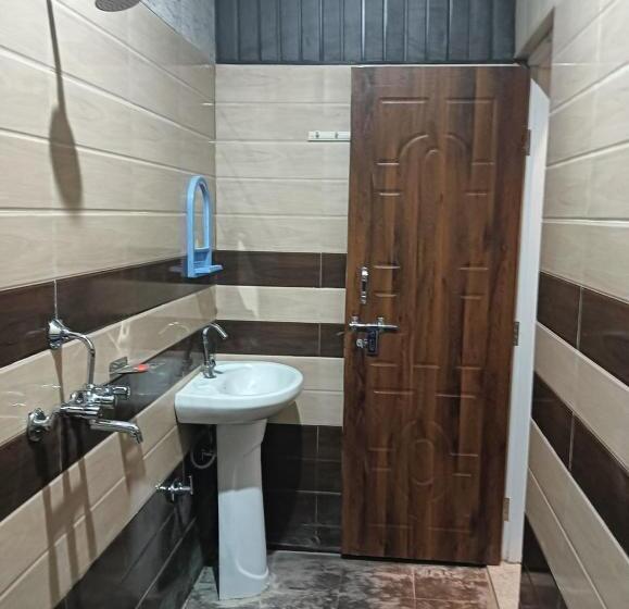 בית מלון כפרי Chauhan Brothers