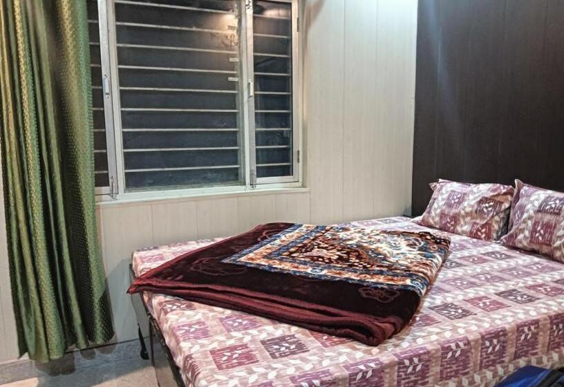 בית מלון כפרי Chauhan Brothers