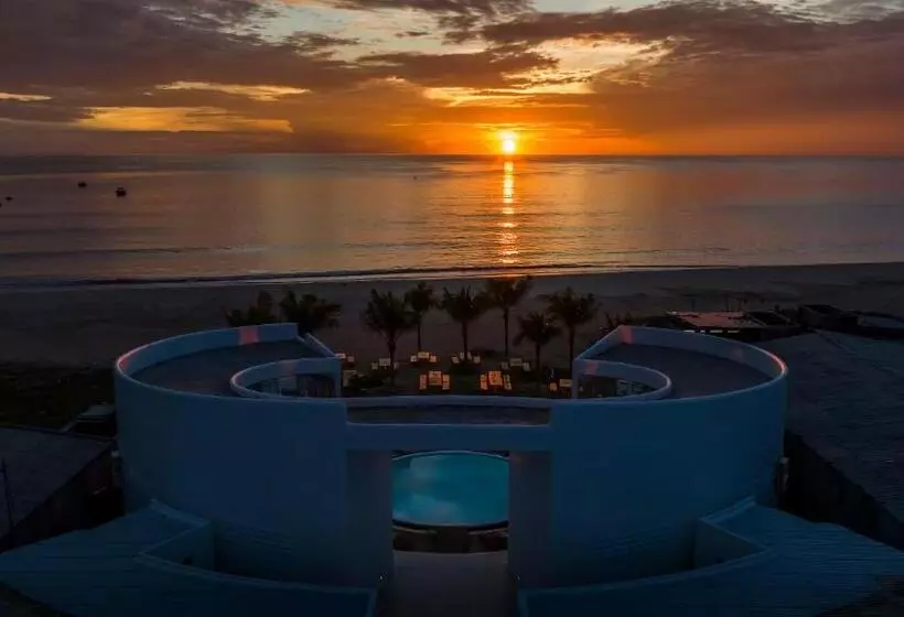 هتل Isea Resort