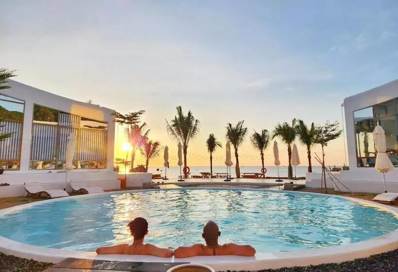 هتل Isea Resort