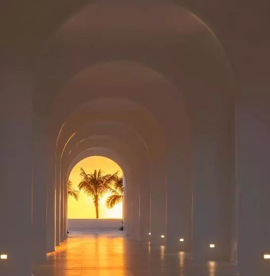هتل Isea Resort