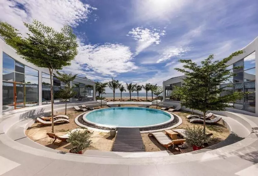هتل Isea Resort