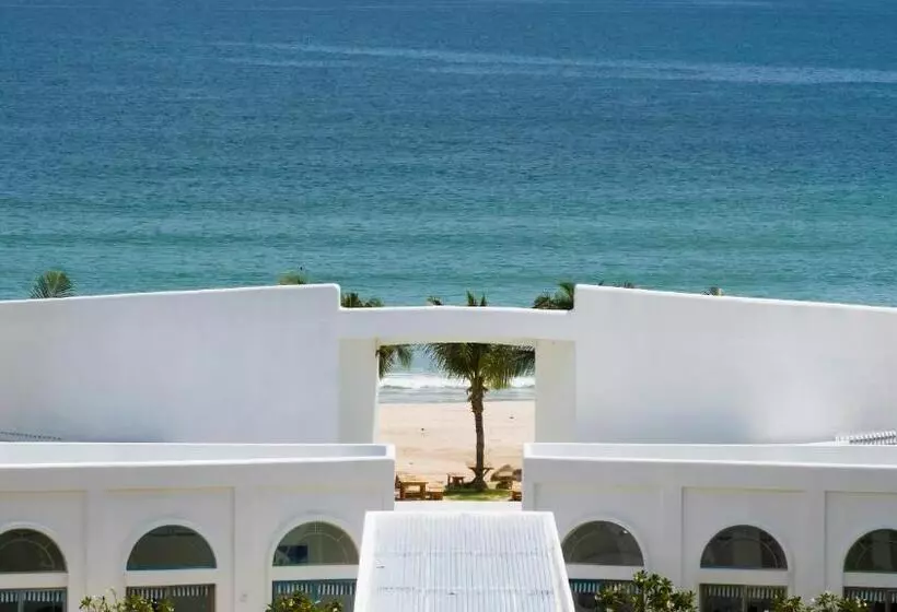 هتل Isea Resort