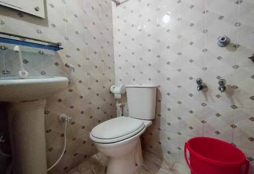 هتل Labbaik 3 Shyamoli Branch