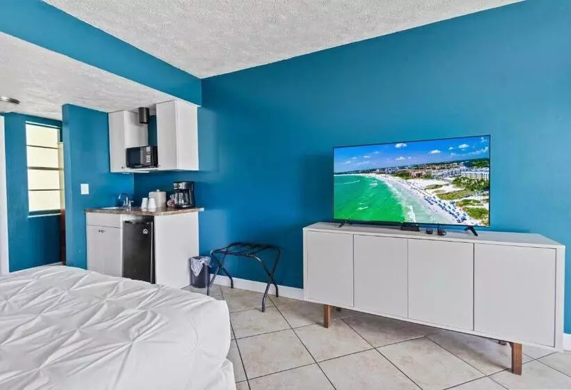 هتل Oceanfront Inn, Private Balcony, 2 Full Beds #16