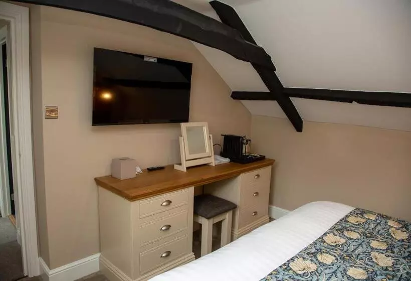 Hotelli The Castle Coaching Inn