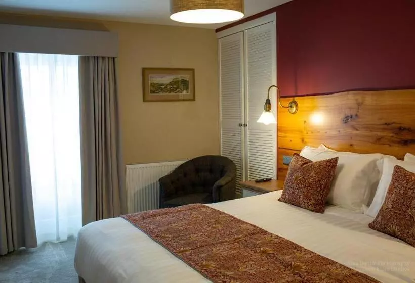 Hotelli The Castle Coaching Inn