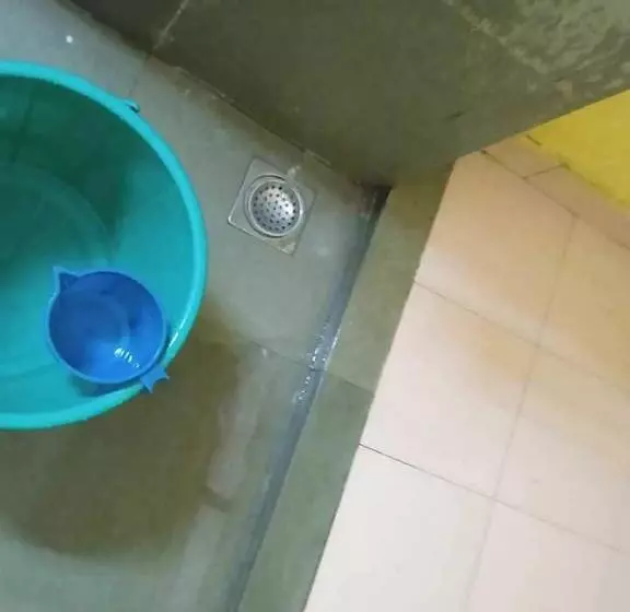ホテル Zoz Alappuzha
