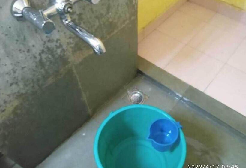 בית מלון כפרי Zoz Alappuzha