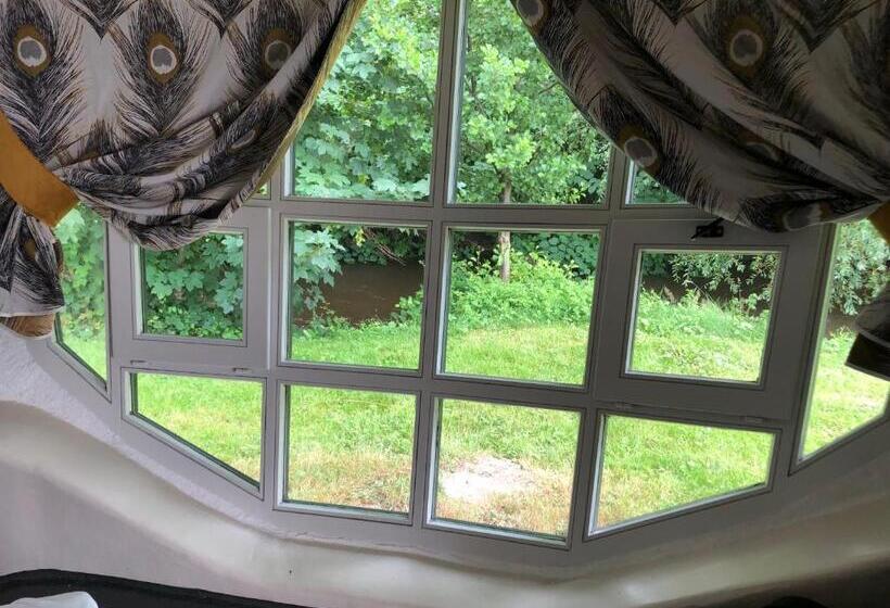 Bulles De L Eau Vive   Motel