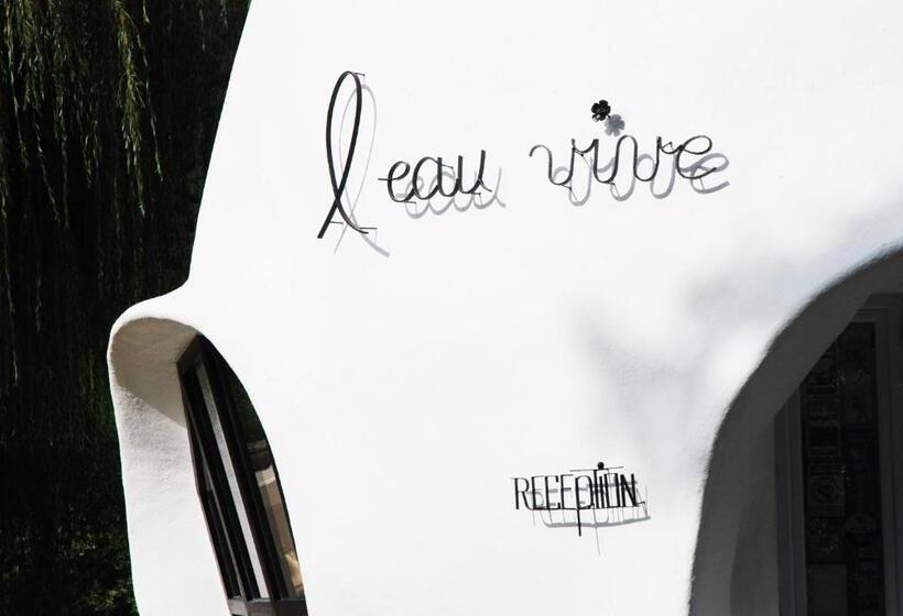 Bulles De L Eau Vive   Motel