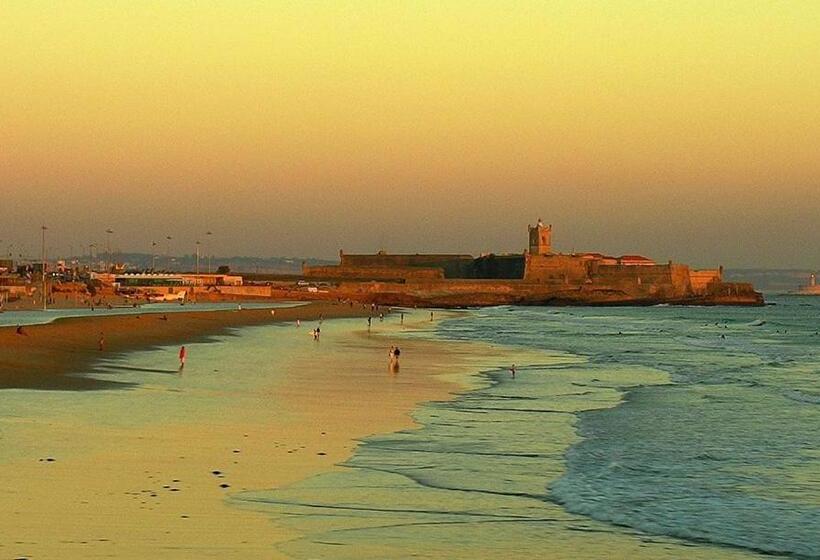 پانسیون Aomo Art Space Hostel