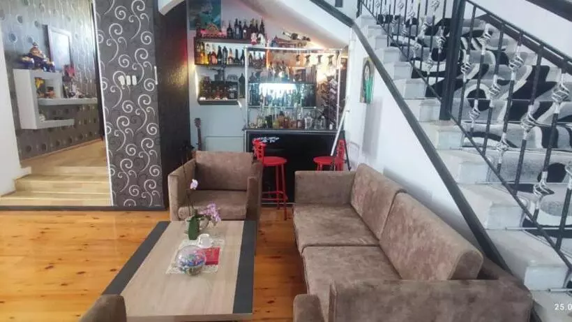 پانسیون Kuki House