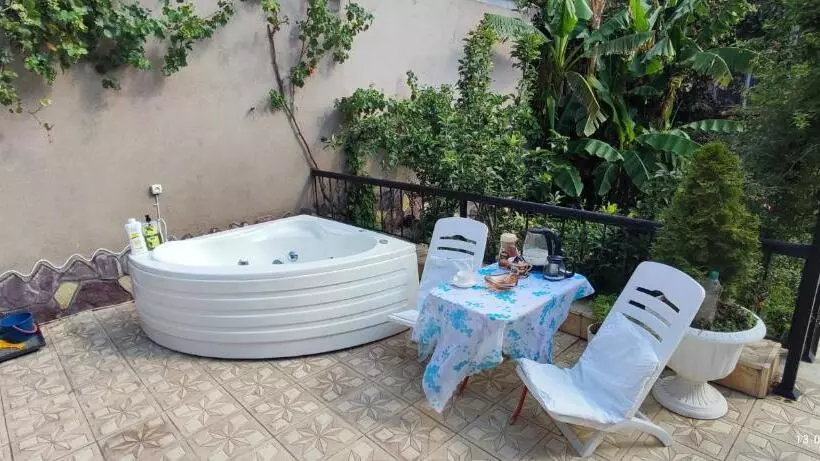 پانسیون Kuki House