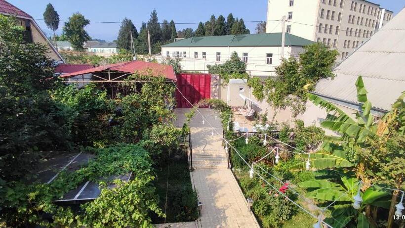 پانسیون Kuki House