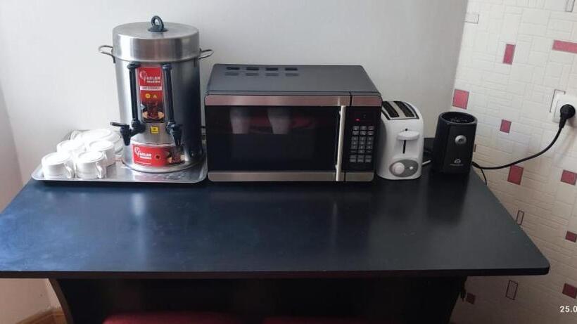 پانسیون Kuki House