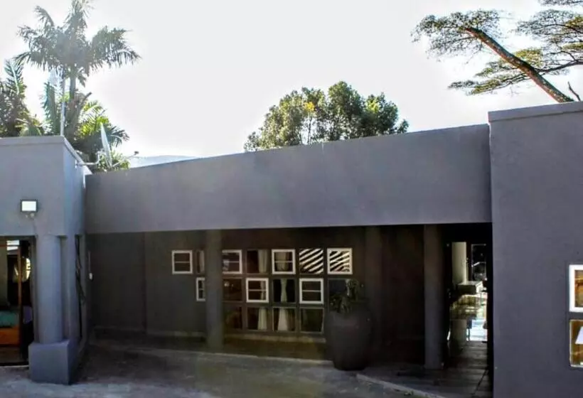 پانسیون Montrose Guesthouse