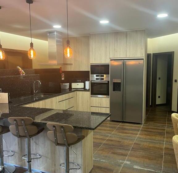 پانسیون Room Audrey Hepburn